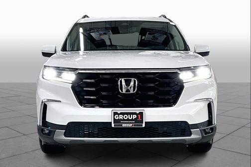 2025 Honda Pilot Touring 8-Passenger