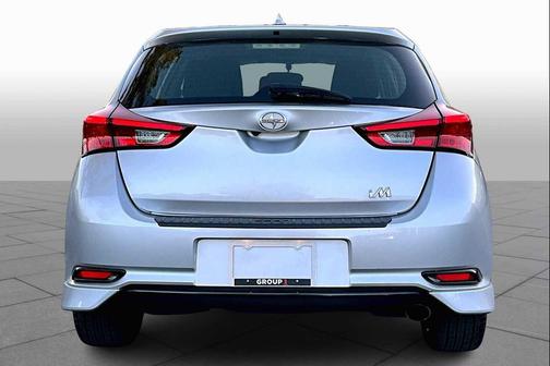2016 Scion iM 5dr HB CVT