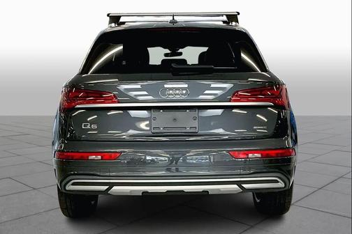 Manhattan Gray Metallic 2023 Audi Q5 40 Premium Plus