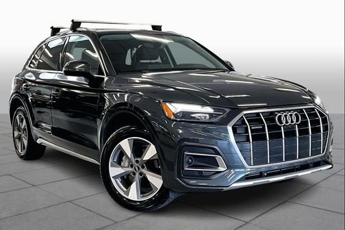 Manhattan Gray Metallic 2023 Audi Q5 40 Premium Plus