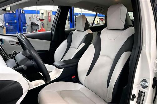 2017 Toyota Prius Prime Advanced