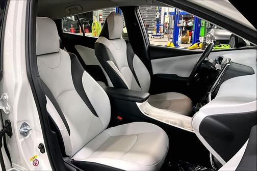 2017 Toyota Prius Prime Advanced