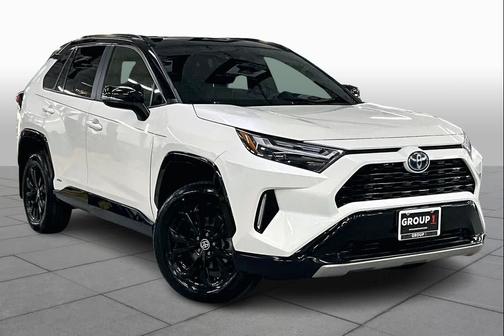 2022 Toyota RAV4 Hybrid SE