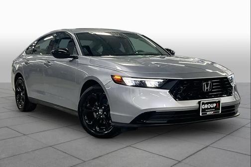 Solar Silver Metallic 2025 Honda Accord SE