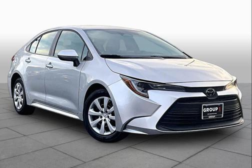 Classic Silver Metallic 2025 Toyota Corolla LE