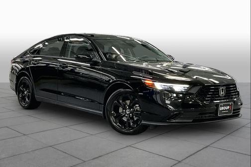 Crystal Black Pearl 2025 Honda Accord SE