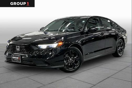 Crystal Black Pearl 2025 Honda Accord SE