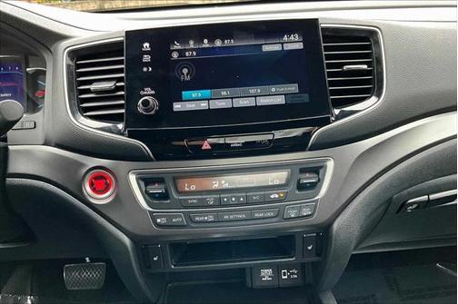2022 Honda Pilot 2WD Sport