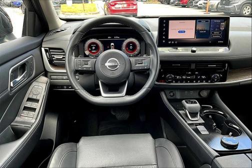 2024 Nissan Rogue Platinum