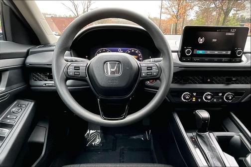 2025 Honda Accord LX 1.5T