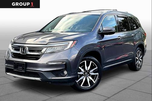 2022 Honda Pilot Touring 8-Passenger