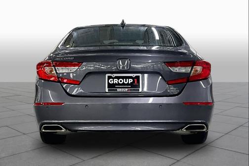 Modern Steel Metallic 2022 Honda Accord Touring 2.0T