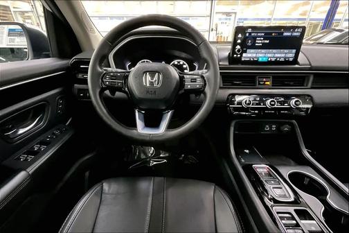 2024 Honda Pilot Touring 8-Passenger