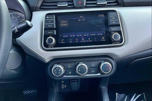 2021 Nissan Versa 1.6 SV