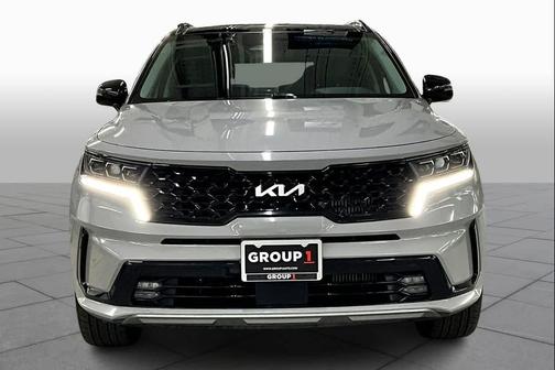 Wolf Gray 2023 Kia Sorento SX
