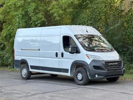 2025 RAM ProMaster 2500 Tradesman