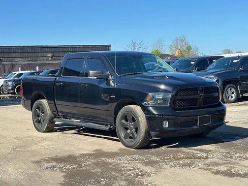 2019 RAM 1500 SLT