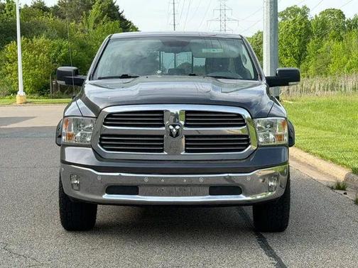 Granite Crystal Metallic Clearcoat 2017 RAM 1500 Big Horn