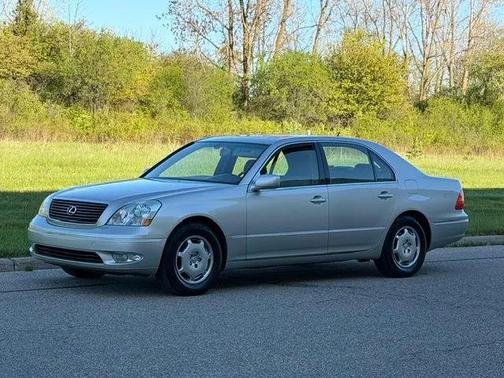 Millennium Silver Metallic 2002 Lexus LS 430 Base