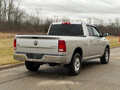 2016 RAM 1500 SLT
