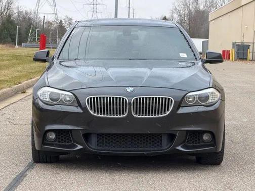 2011 BMW 550 i