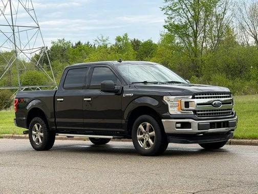 BLACK 2020 Ford F-150 XLT