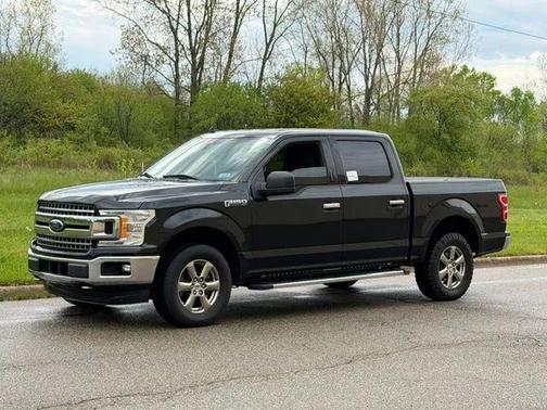 BLACK 2020 Ford F-150 XLT