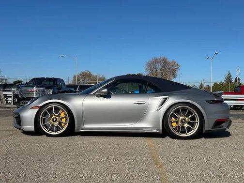 2021 Porsche 911 Turbo S