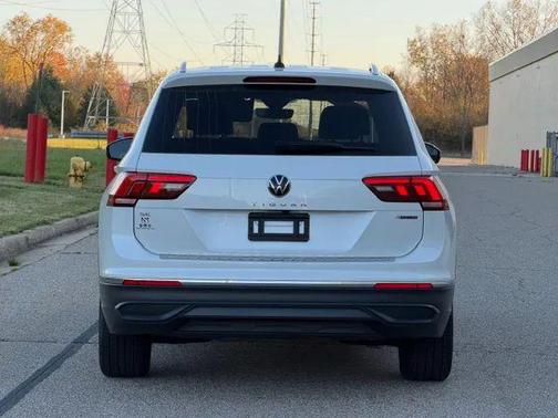 2023 Volkswagen Tiguan 2.0T SE 4MOTION