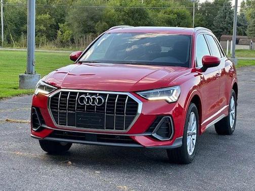 2024 Audi Q3 Premium 45 TFSI S line quattro Tiptronic