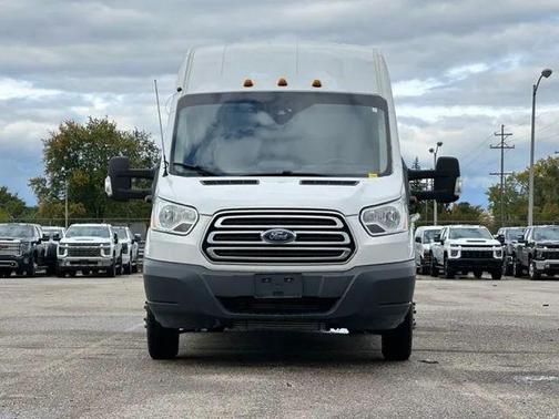Oxford White 2017 Ford Transit-350 Base