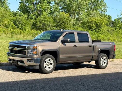 Brownstone Metallic 2015 Chevrolet Silverado 1500 2LT