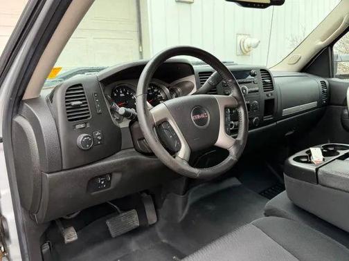 Quicksilver Metallic 2014 GMC Sierra 2500 SLE