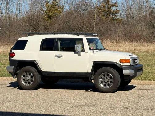 2012 Toyota FJ Cruiser Base