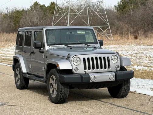 Billet Silver Metallic 2016 Jeep Wrangler Unlimited Sahara