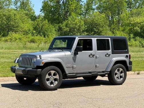 Billet Silver Metallic 2016 Jeep Wrangler Unlimited Sahara