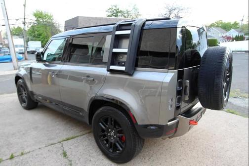 Bronze 2023 Land Rover Defender 110 X