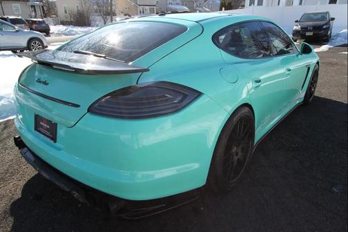 2010 Porsche Panamera Turbo