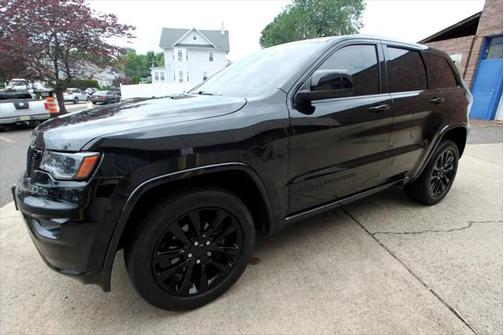 2019 Jeep Grand Cherokee Altitude