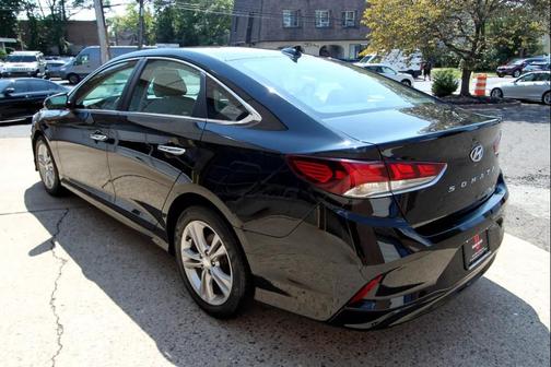 2018 Hyundai SONATA SEL