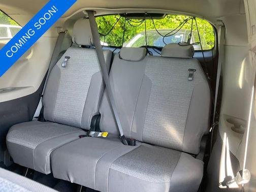 Celestial Silver Metallic 2021 Toyota Sienna LE