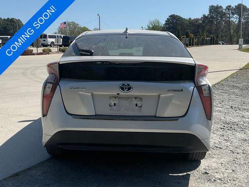 White 2016 Toyota Prius Four