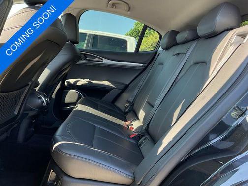 2018 Alfa Romeo Stelvio Sport
