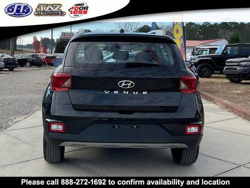 2024 Hyundai VENUE SEL