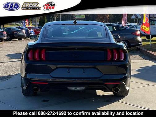 2022 Ford Mustang EcoBoost