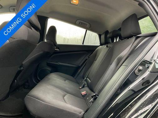 2021 Toyota Prius LE