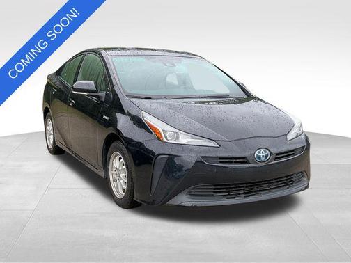 2021 Toyota Prius LE