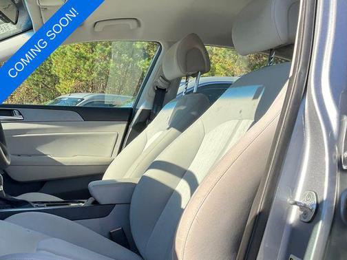 2016 Hyundai SONATA Hybrid SE