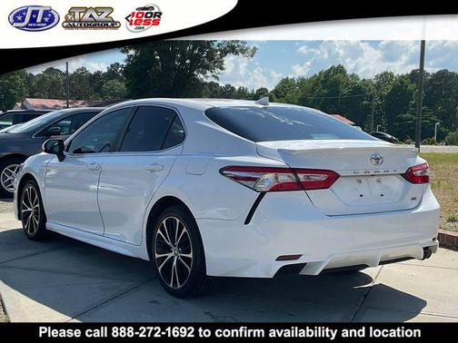 2020 Toyota Camry SE
