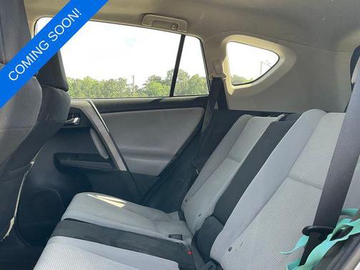 Silver Sky Metallic 2018 Toyota RAV4 XLE